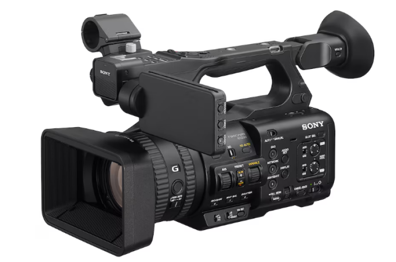 Sony HXR-NX800 4K Exmor 1" RS CMOS Camcorder, 20-fach Zoom, Aufzeichnung auf SD und CFexpress Karten